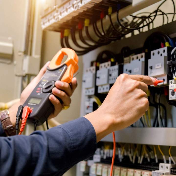 Tous vos travaux d'électricité générale et de mise aux normes